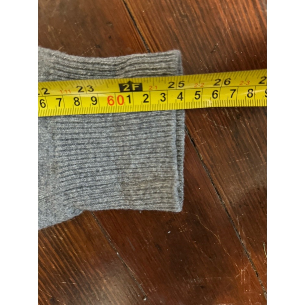 Vintage Alan Paine Sweater Mens Large Gray Shetland Wool V Neck Pullover Knit - Picture 7 of 7